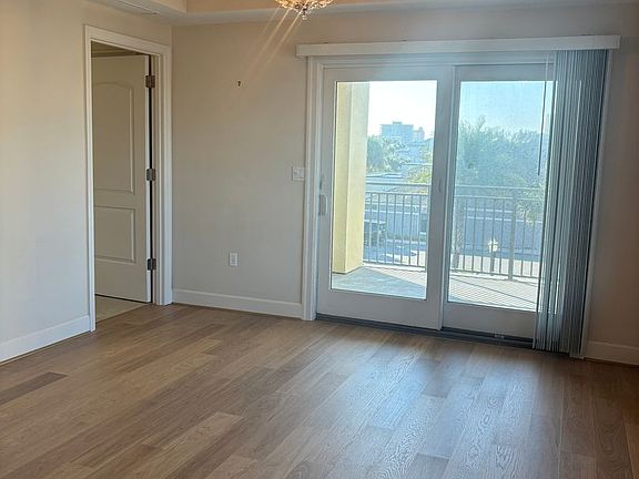 4th image of 525 N 3rd St #301