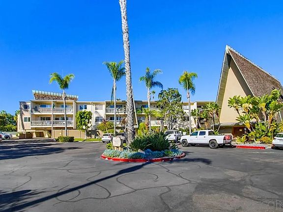 2nd image of 4444 W Point Loma Blvd Unit 75