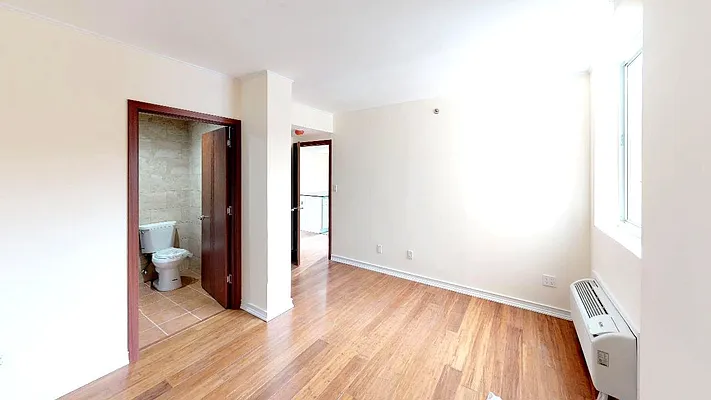 Rented by Metro Garden Realty NYC | media 40