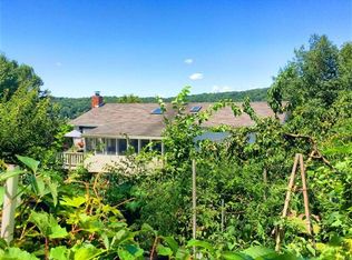 3 Jeffrey Dr, Chester, NY 10918