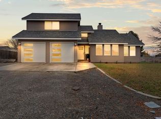 182 Travis Ln, Kennewick, WA 99338