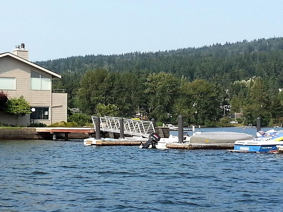 Private boat dock