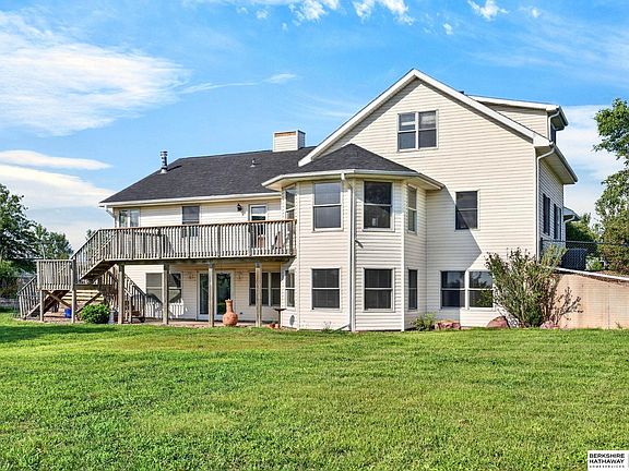 5th image of 5601 Grace Ln