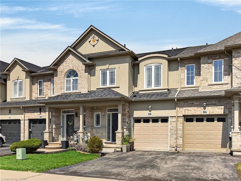 1st image of 88 Highgate Dr