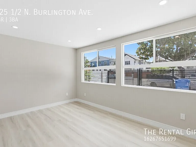 225 1/2 N Burlington Ave — Photo 21