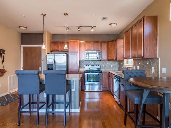 Large, upgraded kitchen