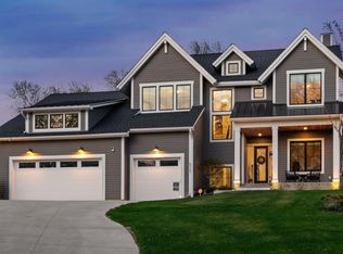 5721 Olinger Rd, Edina, MN 55436