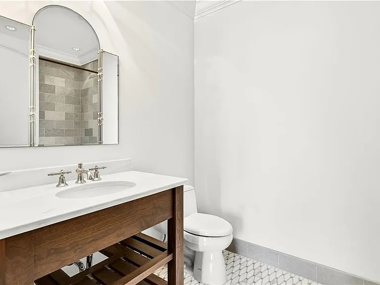 3376 Peachtree Rd NE #41A — Photo 53