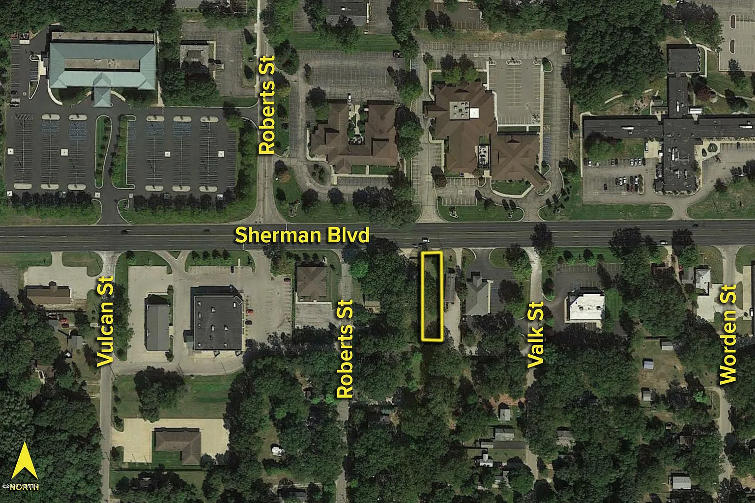 1263 E Sherman Blvd photo 1