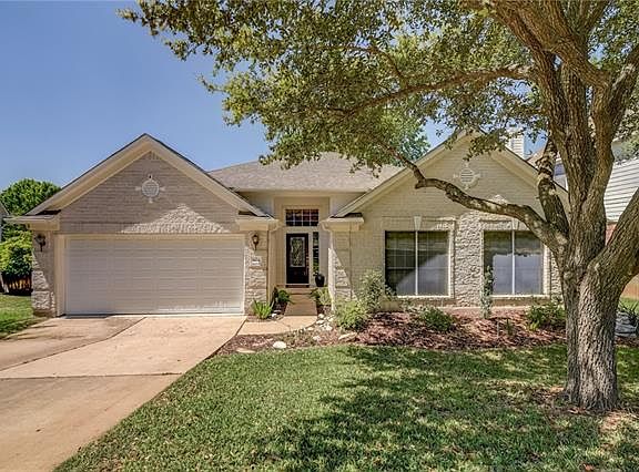 2nd image of 3104 Dawn Mesa Ct