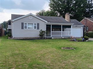 72 Parish Ave, Hubbard, OH 44425