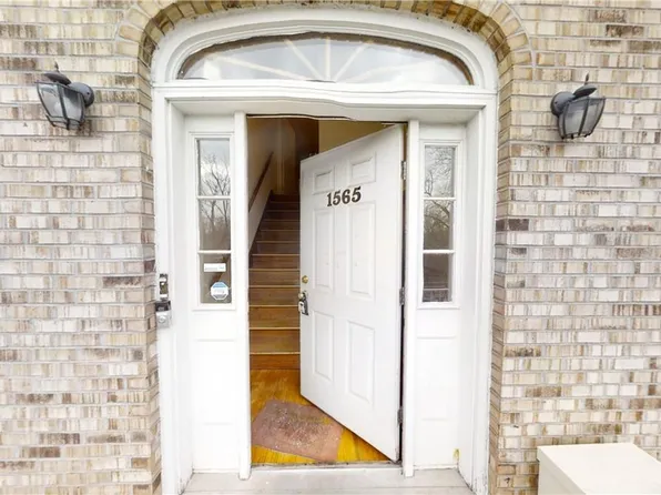 1567 aka 1565 Midland Avenue, Yonkers, NY 10708