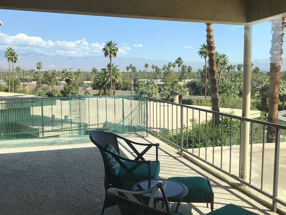 2016 Southridge Dr