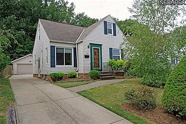 2703 Torrington Ave photo 1