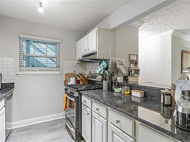 6800 Glenridge Dr #6820A — Photo 13