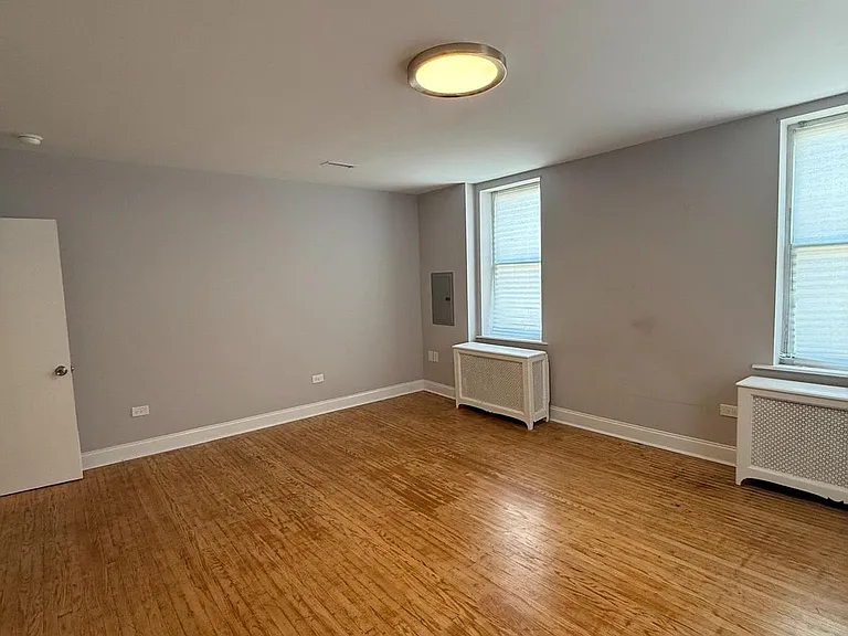 1208 Mifflin St #2 — Photo 10