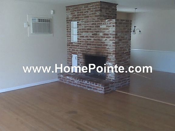 5th image of 2167 53rd Ave