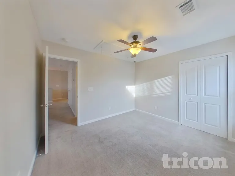 510 Norwell Ln — Photo 14