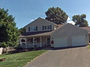 80 Dibble Hollow Ln, Windsor Locks, CT 06096