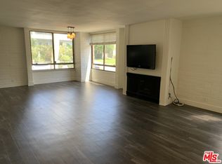 2304 S Beverly Glen Blvd UNIT 103, Los Angeles, CA 90064