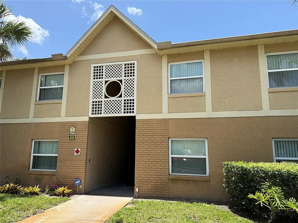 9950 Turf Way #4