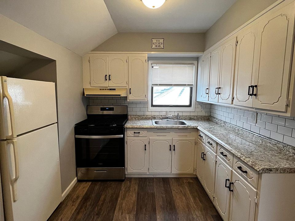1st image of 143 Catskill Ave #2