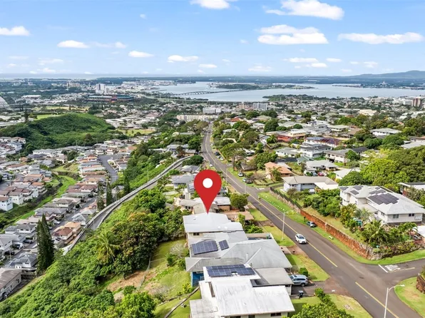 99-821 Aiea Heights Dr, Aiea, HI 96701