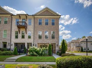 544 Clover Ln, Alpharetta, GA 30009