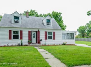 1034 Lafayette St, Aurora, IL 60505