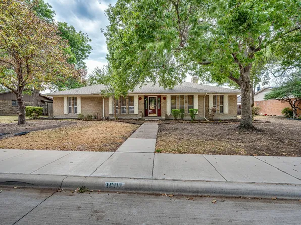 1607 Alexander Dr, Waxahachie, TX 75165