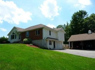 62 E Charlton Rd, Spencer, MA 01562