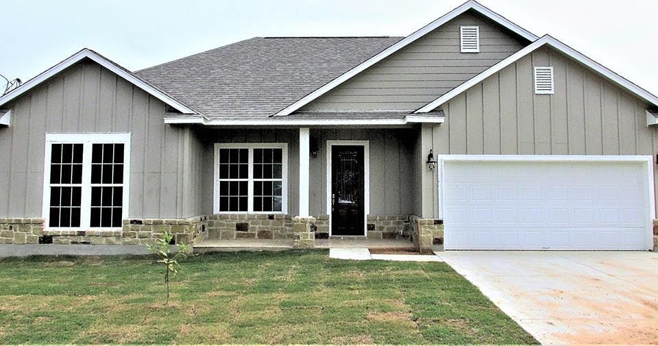 1st image of 326 Nene Ln