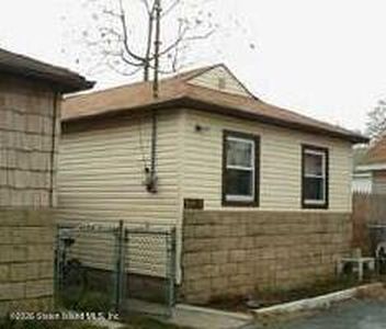 564 Midland Ave APT C, Staten Island, NY, 10306