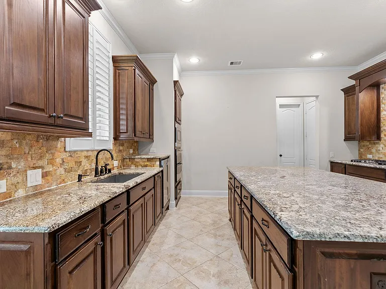 18900 N Bee Cave Springs Cir — Photo 16