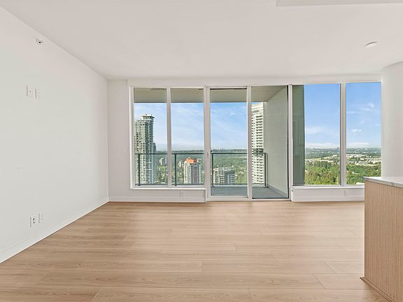 5th image of 567 Clarke Rd #2901