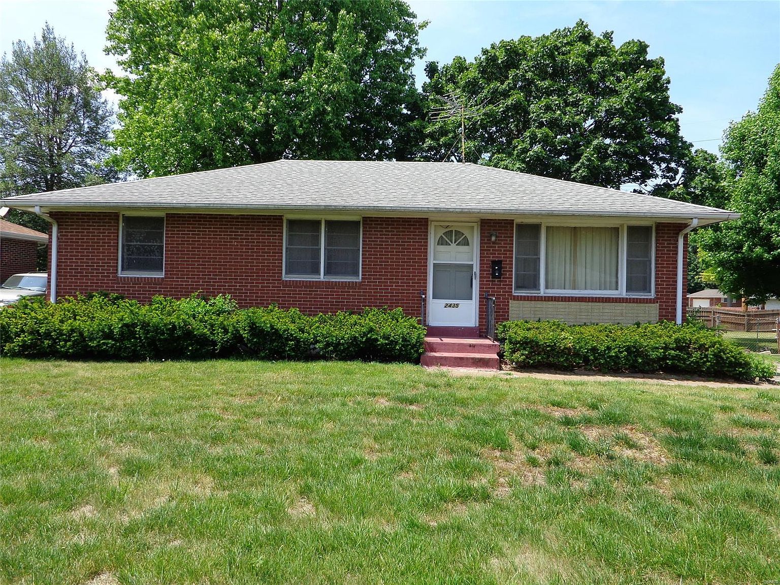 2435 Woodlawn Ave, Granite City, IL 62040 Zillow