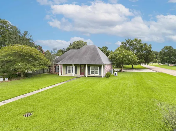 33876 Cypress Bluff Dr, Denham Springs, LA 70706