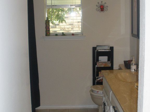 5th image of 317 Jordan Dr