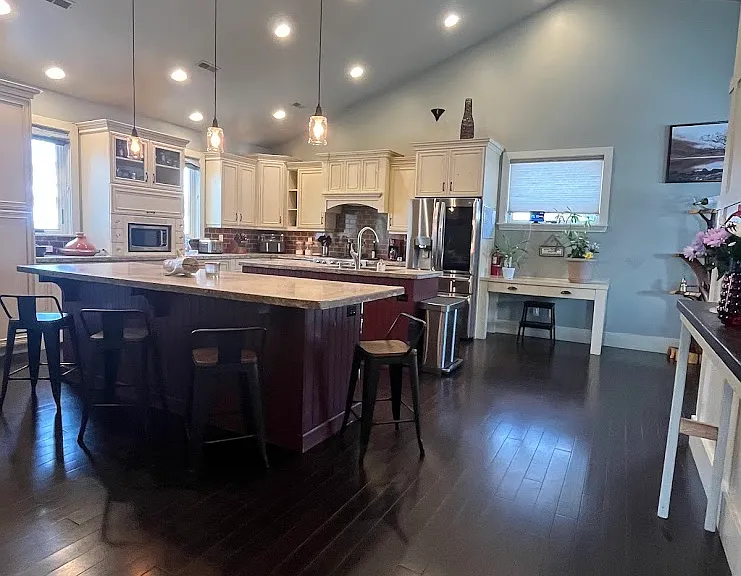 3391 E Santa Rosa Ave — Photo 5