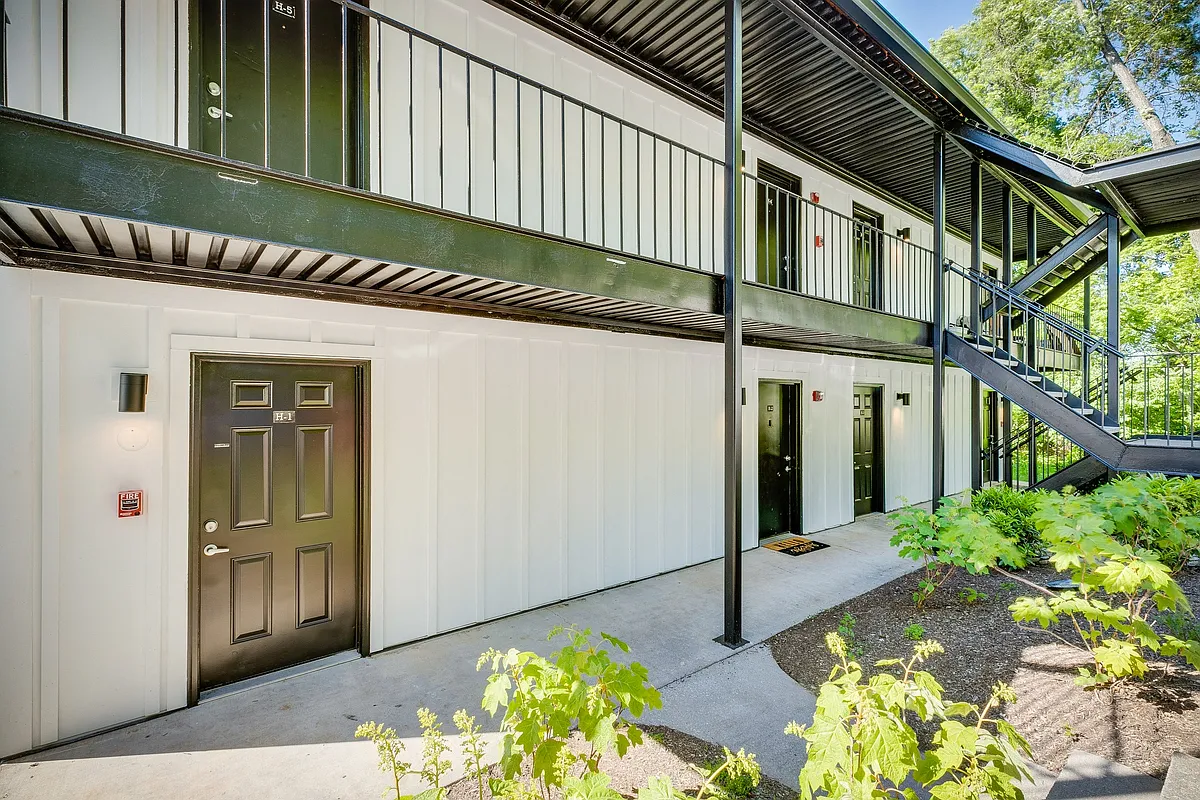 Building Photo - 612 Gertrude Ave