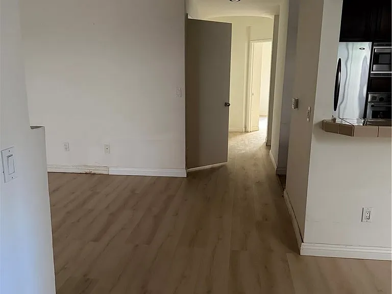 4557 Haskell Ave #104 — Photo 7