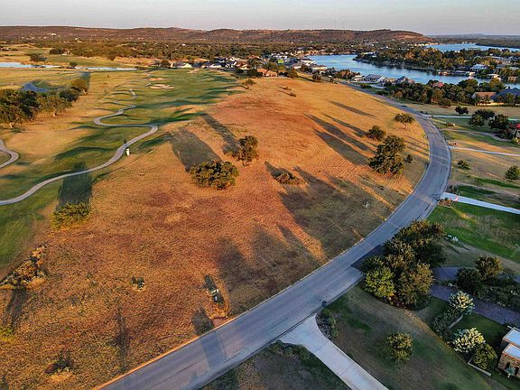 4th image of 1910 Legends Parkway