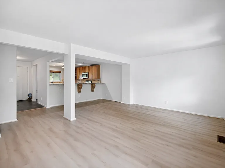 9923 Lake Landing Rd — Photo 9