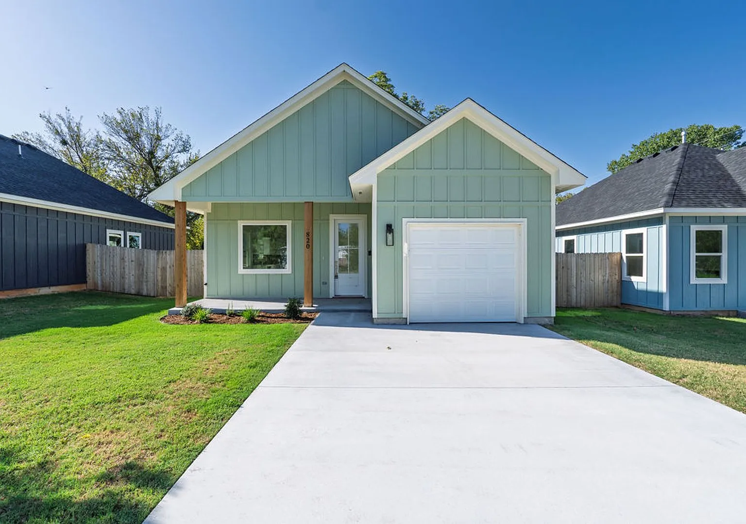 New Construction Home in Tecumseh for Lease! — Photo 1