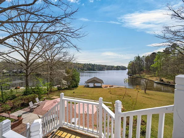 104 Pontiac Cv, Louisburg, NC 27549