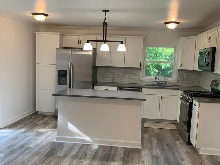 946 Harvard Ln — Photo 11