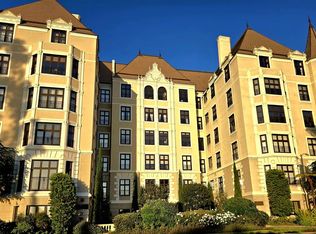 316 N Rossmore Ave #PENTHOUSE 607, Los Angeles, CA 90004