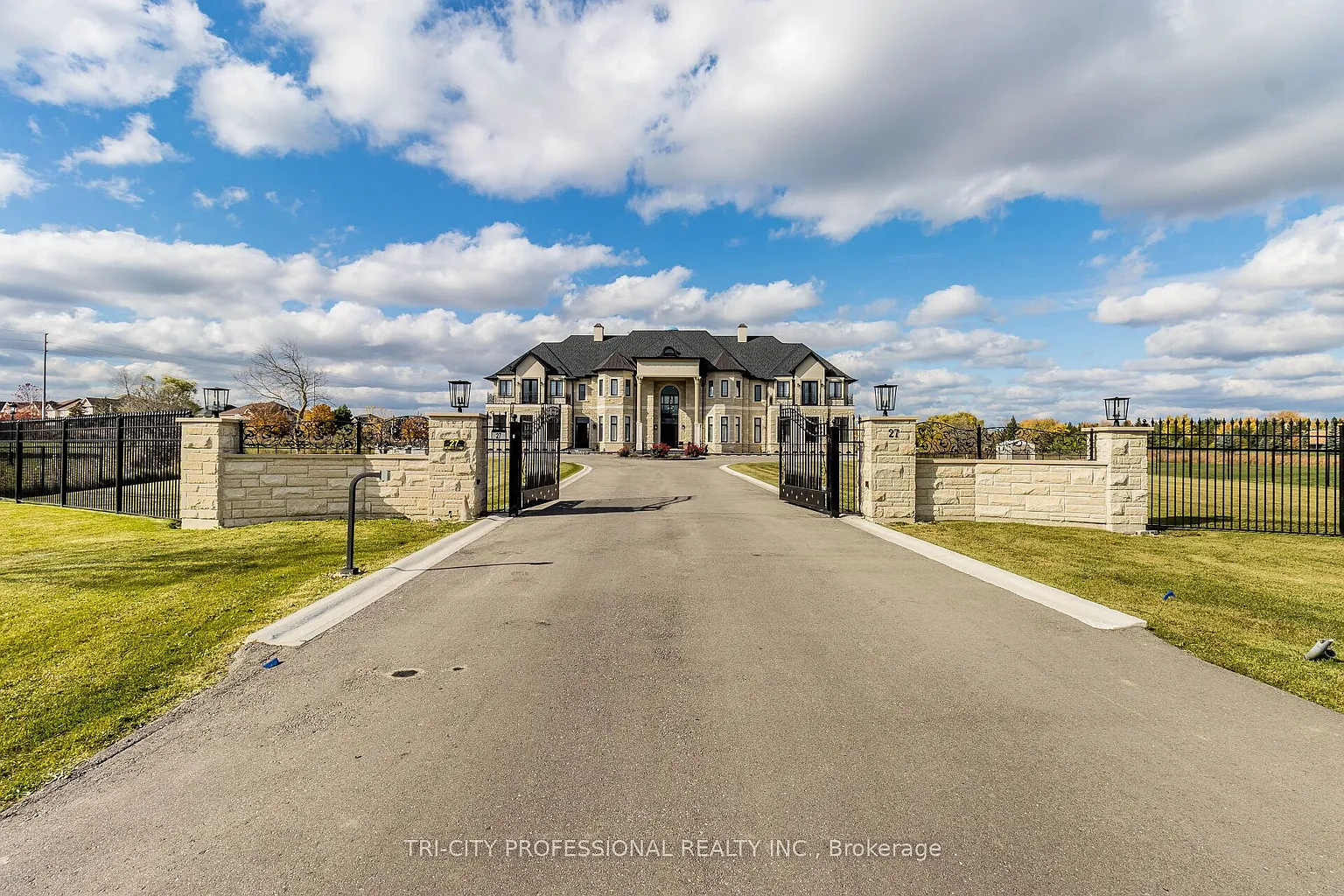 27 Morris Ct photo 1