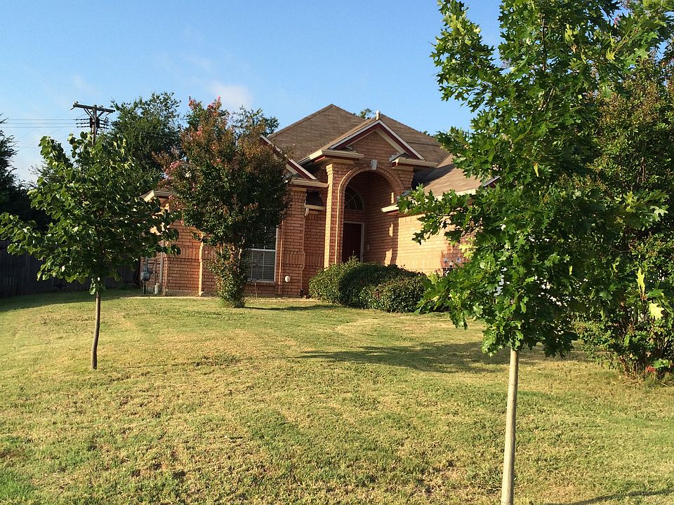 1st image of 119 S Blue Bonnet Cir