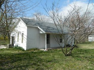 213 N Lark St, Norwood, MO 65717